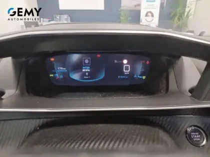 Photo 15 Peugeot 2008  PureTech 130 S&S BVM6