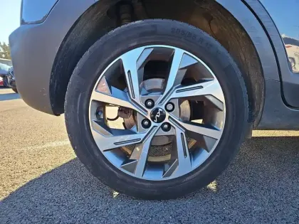 Photo 120 Kia Stonic  1.0 T-GDi 120 ch MHEV iBVM6