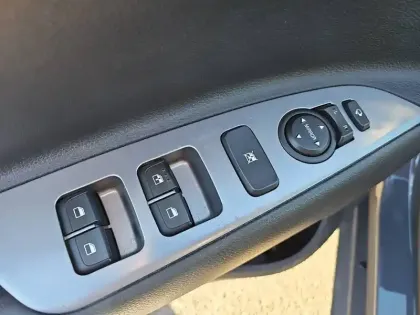 Photo 126 Kia Stonic  1.0 T-GDi 120 ch MHEV iBVM6