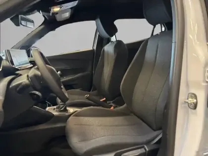 Photo 30 Peugeot 2008  100 S&S BVM6