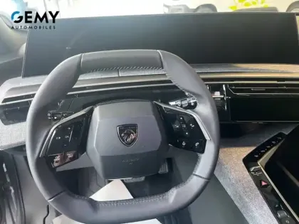 Photo 23 Peugeot 5008  Hybrid 145 e-DCS6