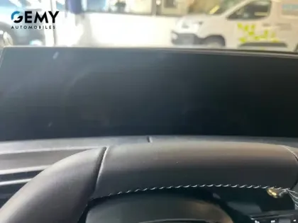 Photo 30 Peugeot 5008  Hybrid 145 e-DCS6