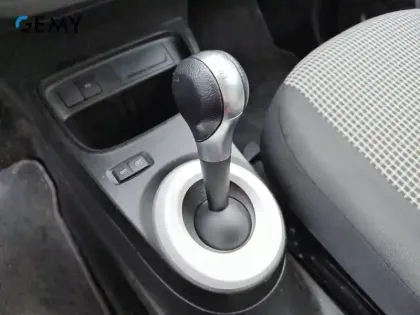 Photo 16 Renault Twingo  III E-Tech