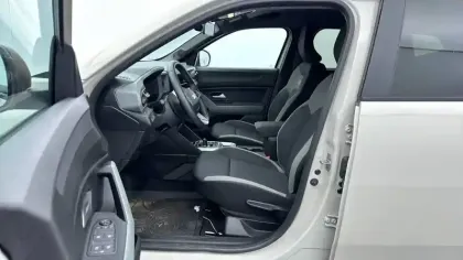 Photo 12 Dacia Duster  Hybrid 140