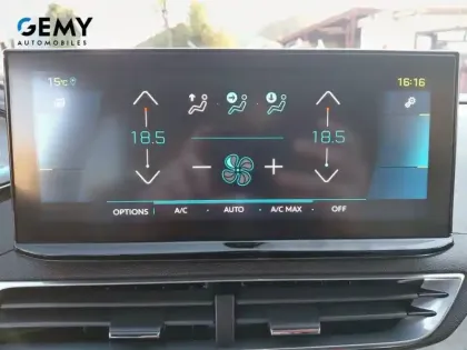 Photo 74 Peugeot 3008  Hybrid 225 e-EAT8