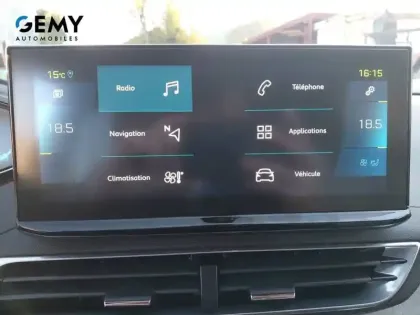 Photo 52 Peugeot 3008  Hybrid 225 e-EAT8