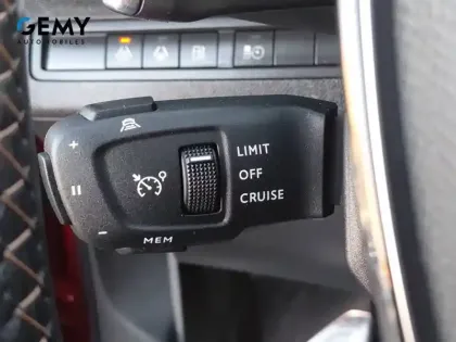 Photo 31 Peugeot 3008  Hybrid 225 e-EAT8