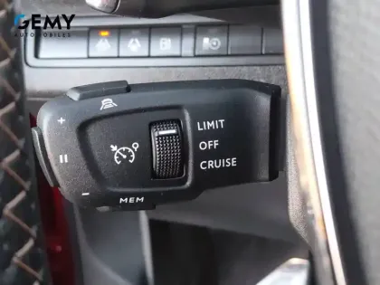 Photo 11 Peugeot 3008  Hybrid 225 e-EAT8