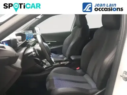 Photo 10 Peugeot 2008  PureTech 130 S&S EAT8