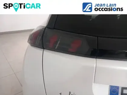 Photo 16 Peugeot 2008  PureTech 130 S&S EAT8