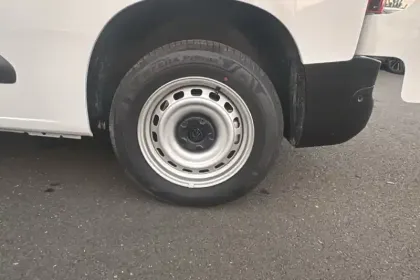 Photo 11 Peugeot Partner  FOURGON M 650 KG BLUEHDI 100 S&S BVM6