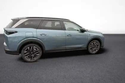 Photo 56 Peugeot 5008  Hybrid 145 e-DCS6