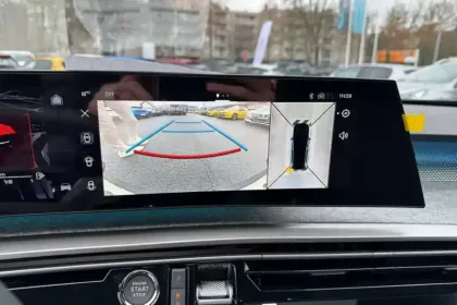 Photo 70 Peugeot 5008  Hybrid 145 e-DCS6