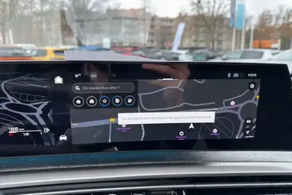 Photo 22 Peugeot 5008  Hybrid 145 e-DCS6