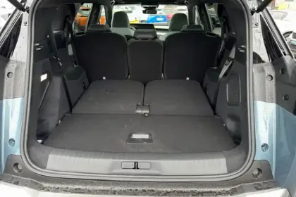 Photo 58 Peugeot 5008  Hybrid 145 e-DCS6