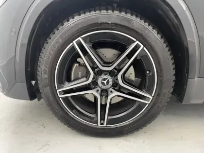 Photo 17 Mercedes GLA  200 d 8G-DCT