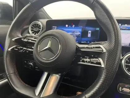 Photo 25 Mercedes GLA  200 d 8G-DCT