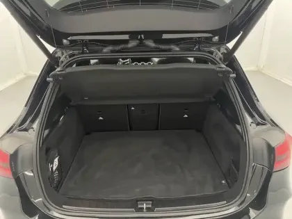 Photo 13 Mercedes GLA  200 d 8G-DCT