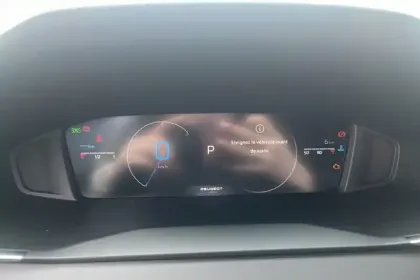 Photo 14 Peugeot 208  Hybrid 110 e-DCS6