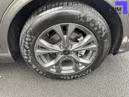 Photo 15 Ford Kuga  2.5 Duratec 190 ch FlexiFuel FHEV E85 Powershift