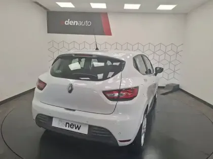 Photo 23 Renault Clio  dCi 90 E6C