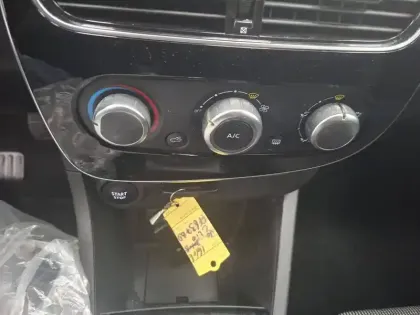 Photo 42 Renault Clio  dCi 90 E6C