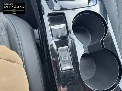 Photo 19 Peugeot 2008  PureTech 130 S&S EAT8