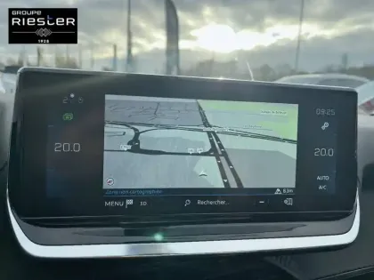 Photo 14 Peugeot 2008  PureTech 130 S&S EAT8