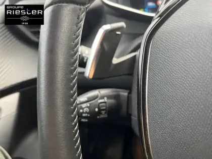Photo 18 Peugeot 2008  PureTech 130 S&S EAT8