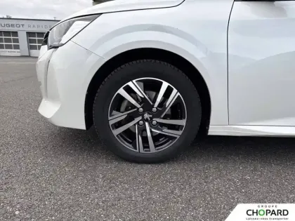 Photo 21 Peugeot 208  PureTech 100 S&S BVM6