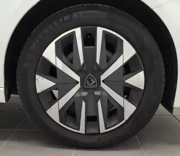 Photo 7 Peugeot 208  PureTech 75 S&S BVM5