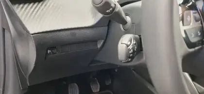 Photo 11 Peugeot 208  PureTech 75 S&S BVM5