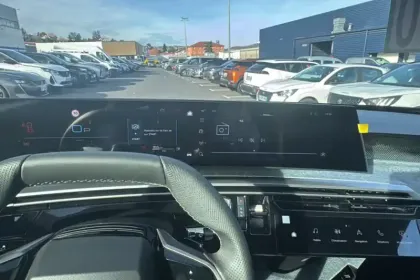 Photo 18 Peugeot 3008  Hybrid 145 e-DCS6