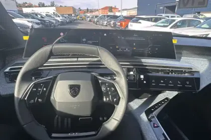 Photo 13 Peugeot 3008  Hybrid 145 e-DCS6