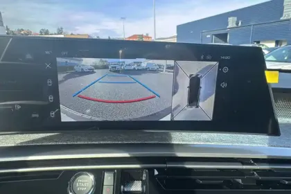 Photo 21 Peugeot 3008  Hybrid 145 e-DCS6