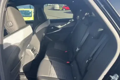 Photo 10 Peugeot 3008  Hybrid 145 e-DCS6