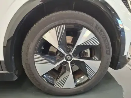 Photo 12 Renault Megane  E-Tech EV40 130ch boost charge