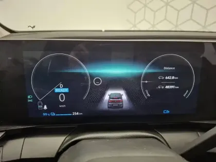 Photo 34 Renault Megane  E-Tech EV40 130ch boost charge