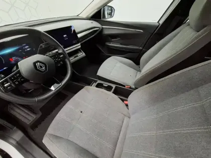 Photo 28 Renault Megane  E-Tech EV40 130ch boost charge