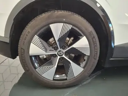 Photo 13 Renault Megane  E-Tech EV40 130ch boost charge