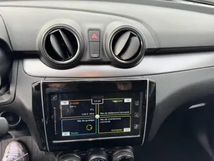 Photo 12 Suzuki Swift  1.2 Dualjet Hybrid Auto (CVT)