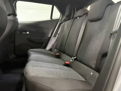 Photo 91 Peugeot 2008  100 S&S BVM6