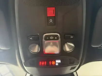 Photo 67 Peugeot 2008  100 S&S BVM6