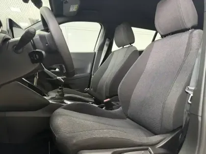 Photo 90 Peugeot 2008  100 S&S BVM6