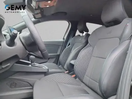 Photo 8 Renault Clio  E-Tech full hybrid 145 ch GSR2