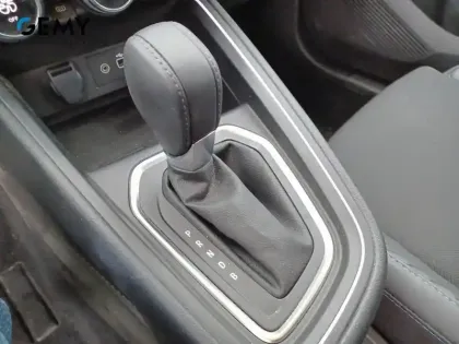 Photo 17 Renault Clio  E-Tech full hybrid 145 ch GSR2