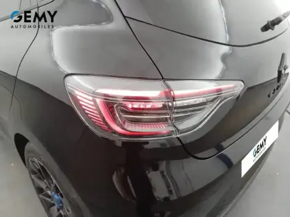 Photo 37 Renault Clio  E-Tech full hybrid 145 ch GSR2