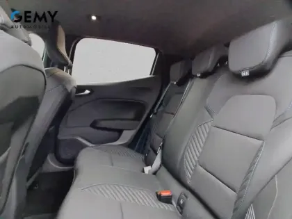 Photo 9 Renault Clio  E-Tech full hybrid 145 ch GSR2