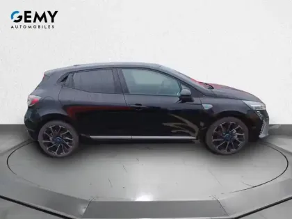 Photo 3 Renault Clio  E-Tech full hybrid 145 ch GSR2