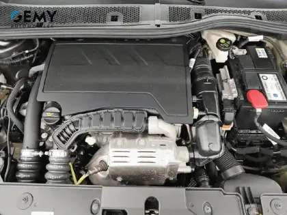 Photo 15 Peugeot 208  PureTech 100 S&S BVM6